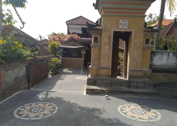 Dani Home Stay
